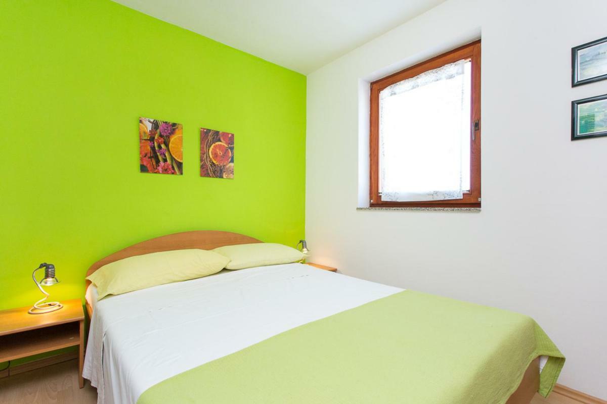 1-Bedroom Apartment With Loggia In Punat Island Krk Exterior foto